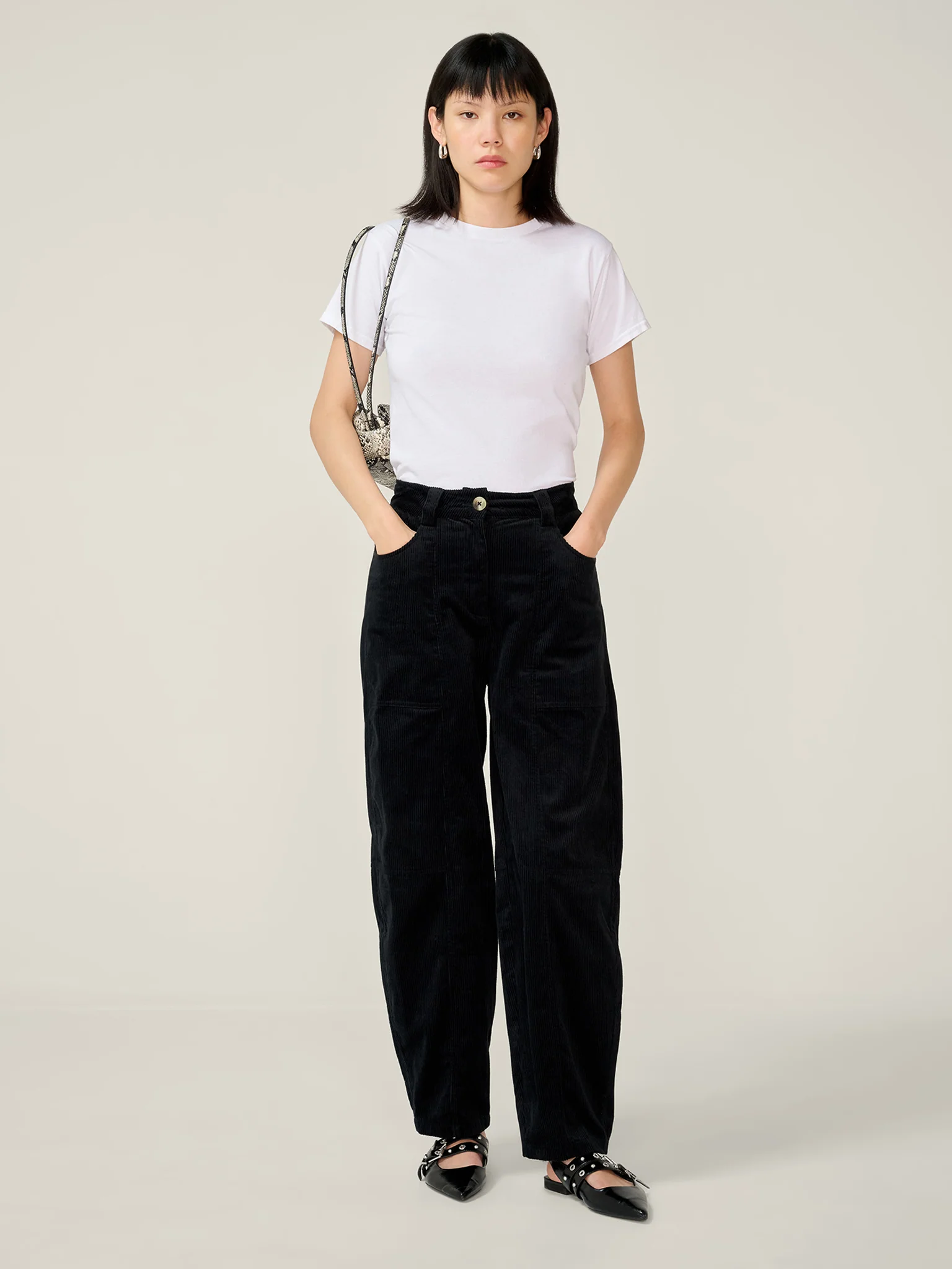 Kai Cord Trouser in Black