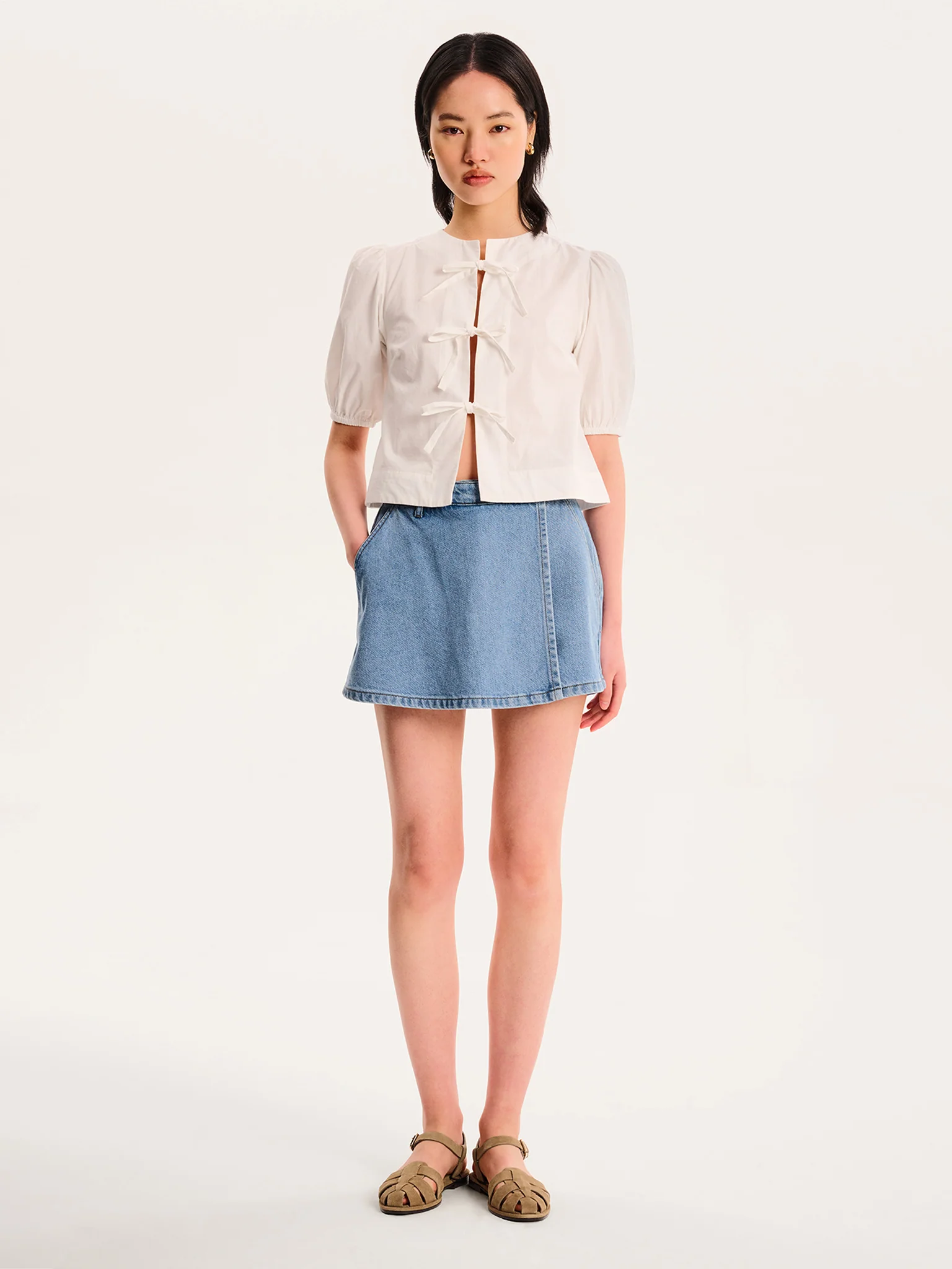 Parker Short in Light Wash - Image 5